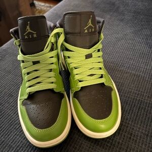 Women’s Nike shoes